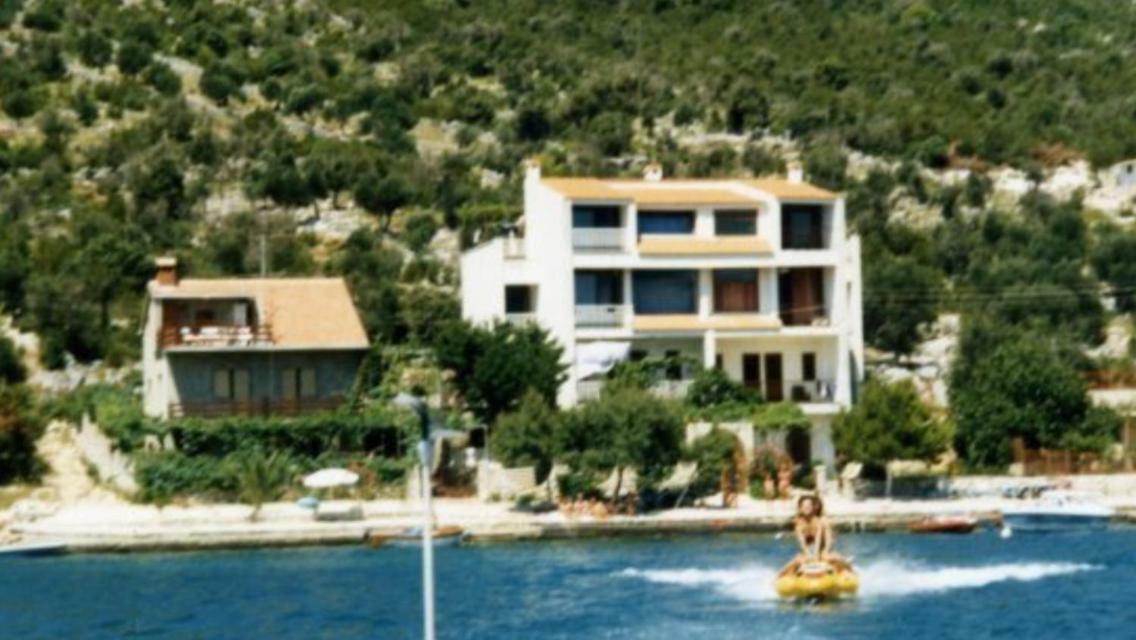 Beach House Petar&Eli Apartment Marina Exterior photo